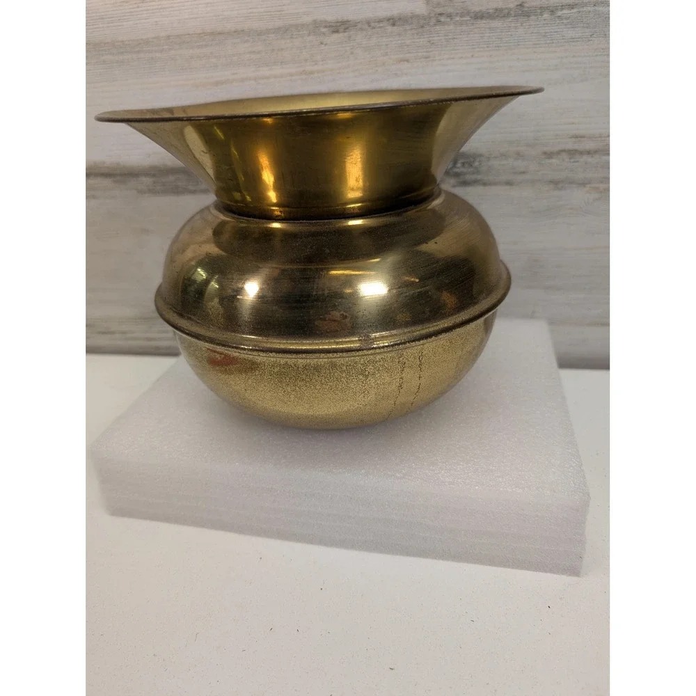 Vintage Brass Spittoon Cuspidor Made In England Round Bowl Pot‎ Decor Display